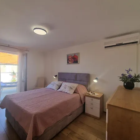 Holiday Home Trsteno Holiday home *