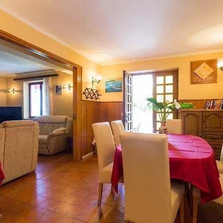Holiday Home Trsteno Vikendica
